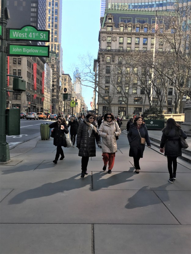Fifth Avenue 11-40 a.m. 2-17-2017.JPG